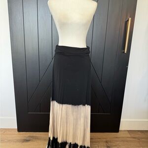 Elegant Black and Cream Maxi Skirt